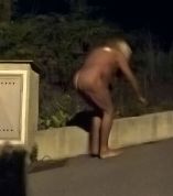 PROSTITUTA DI MARCIAPIEDE E UMILE SERVA. BATTO TUTTA NUDA E SCALZA  IN STRADA.SERVA EBETE PER MAIALI, VECCHI CRIN E SADICI.